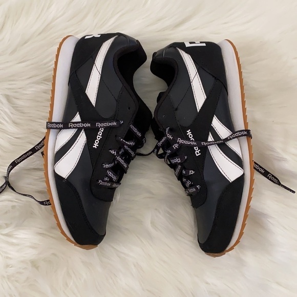 Old school Reebok leather suede vinyl logo lace sneaker - Picture 3 of 7